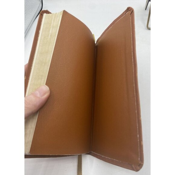 "Jesus Of Nazareth" Brown Faux Leather Bound Book Gold Tone Edges Ribbon Marker - Picture 14 of 16
